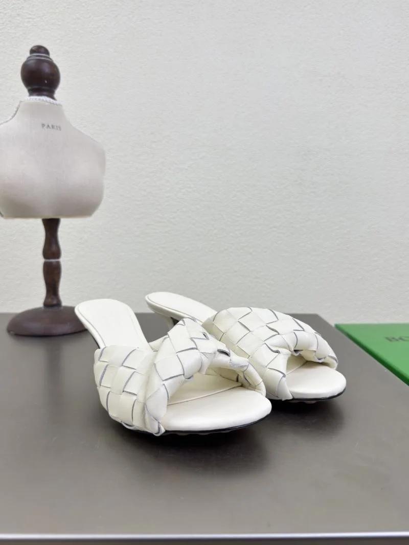 Bottega Veneta Sandals Sporty 6770