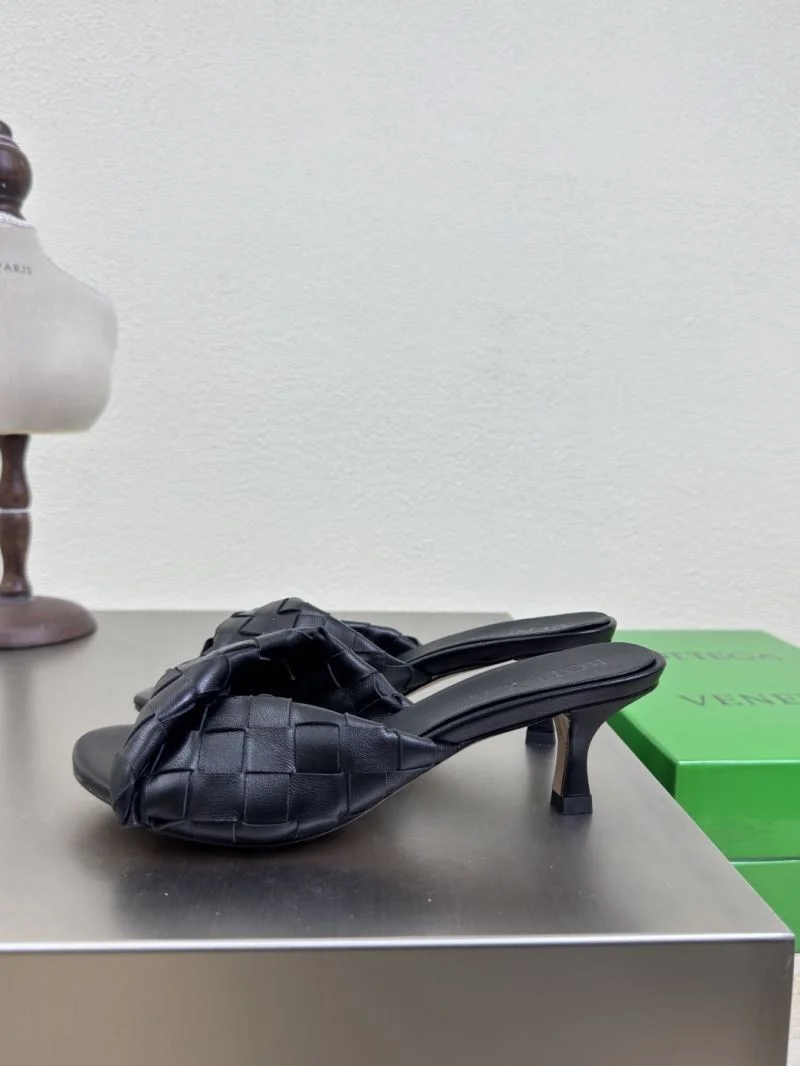 Tailored Bottega Veneta Sandals 6756