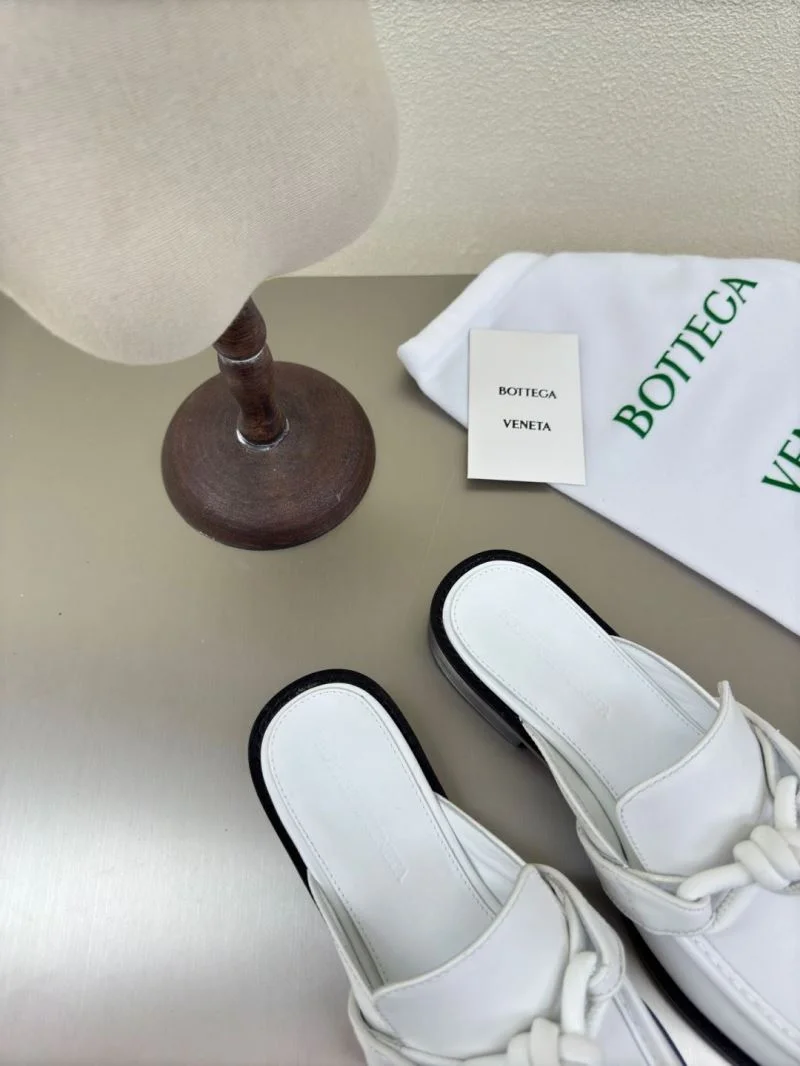 Functional Bottega Veneta Sandals 6732