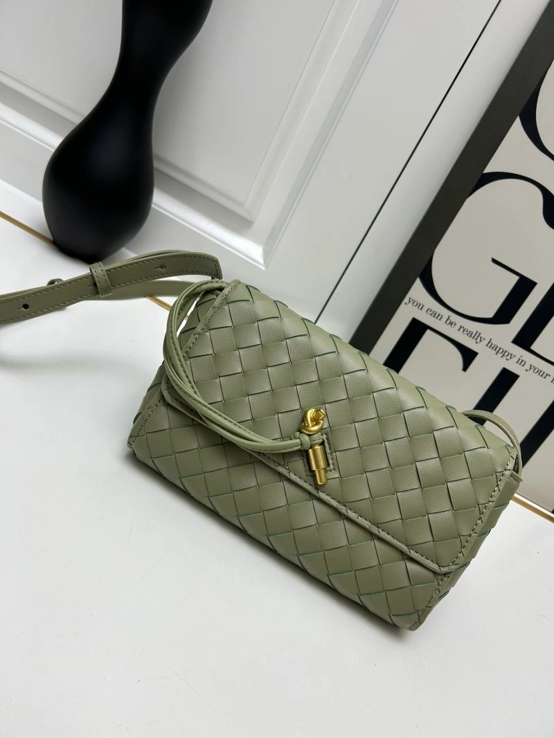 Sporty Bottega Veneta Satchel Bags 84816