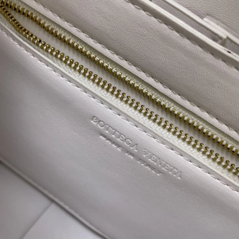 Bottega Veneta Satchel Bags UrbanStyle 84712