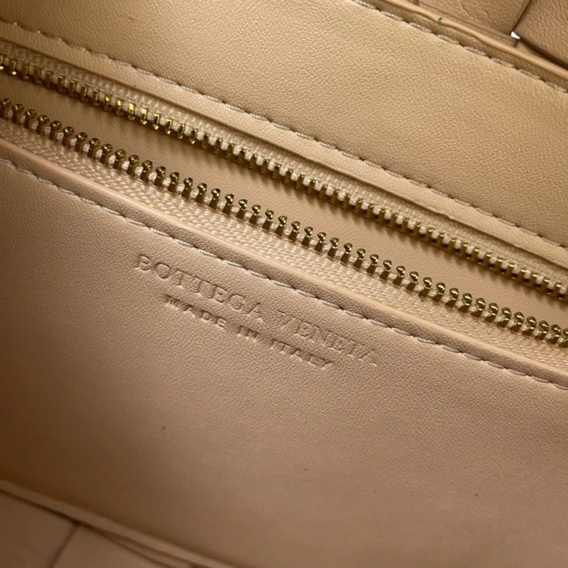 Bottega Veneta Satchel Bags Classic 84706