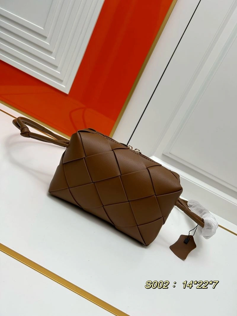 Bottega Veneta Satchel Bags Fashionable 84741