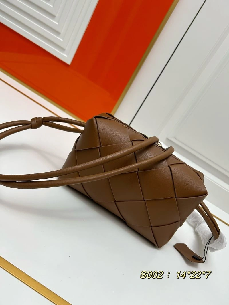 Bottega Veneta Satchel Bags Fashionable 84741
