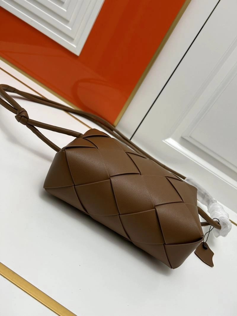 Bottega Veneta Satchel Bags Fashionable 84741
