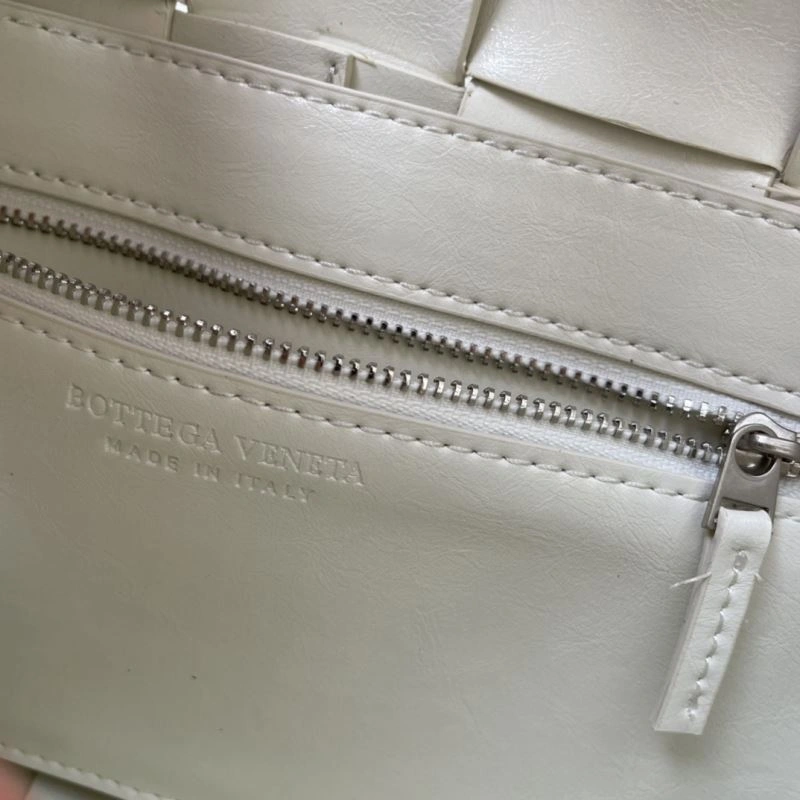 Minimalist Bottega Veneta Satchel Bags 84683