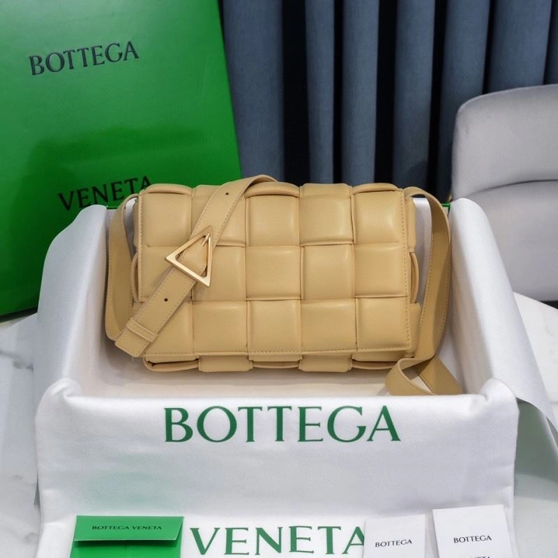Bottega Veneta Satchel Bags Versatile 68065
