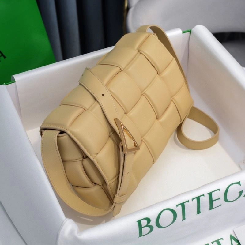 Bottega Veneta Satchel Bags Versatile 68065