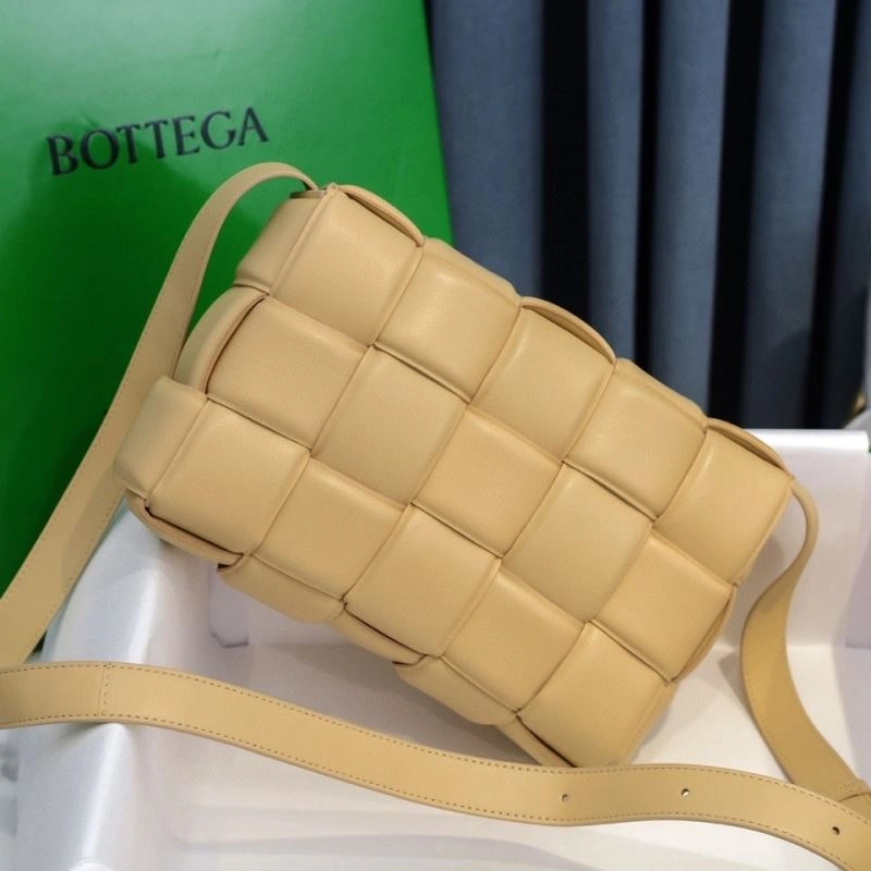 Bottega Veneta Satchel Bags Versatile 68065