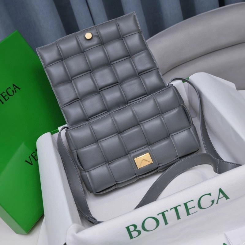 Bottega Veneta Satchel Bags Unisex 68048