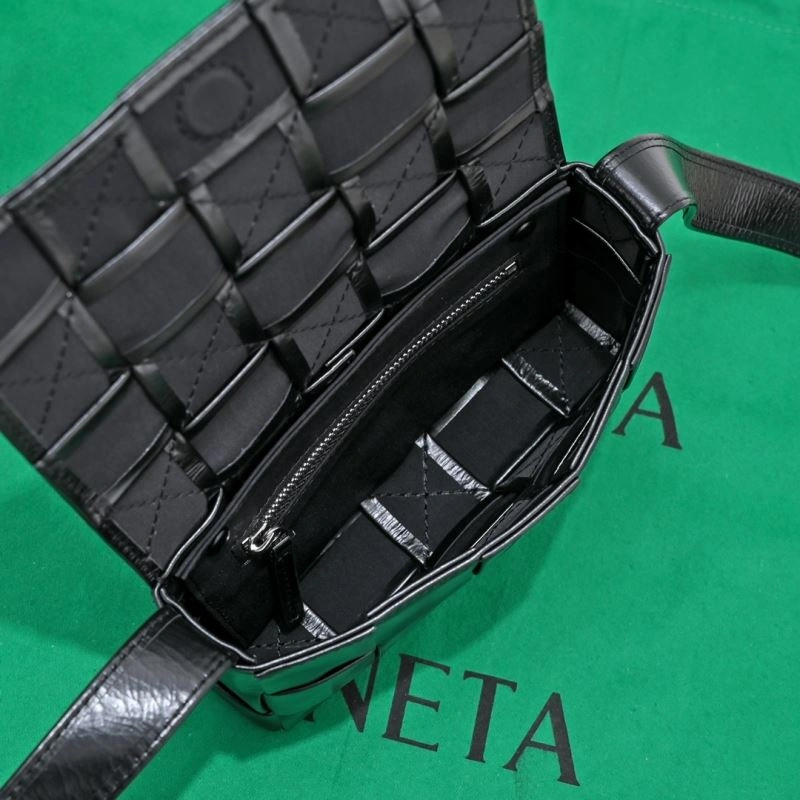 Breathable Bottega Veneta Satchel Bags 68078