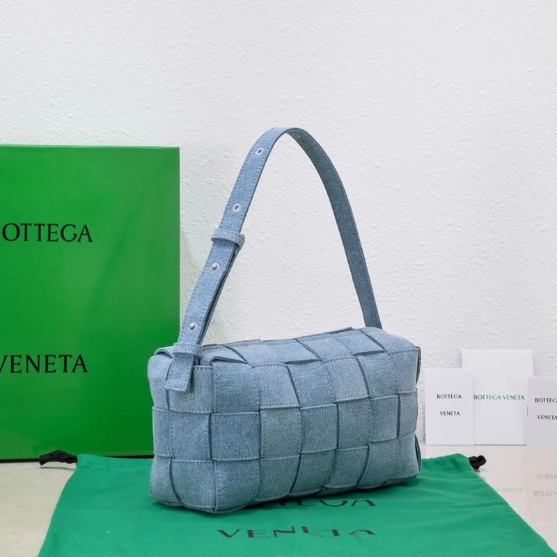 Bottega Veneta Satchel Bags Chic 68033