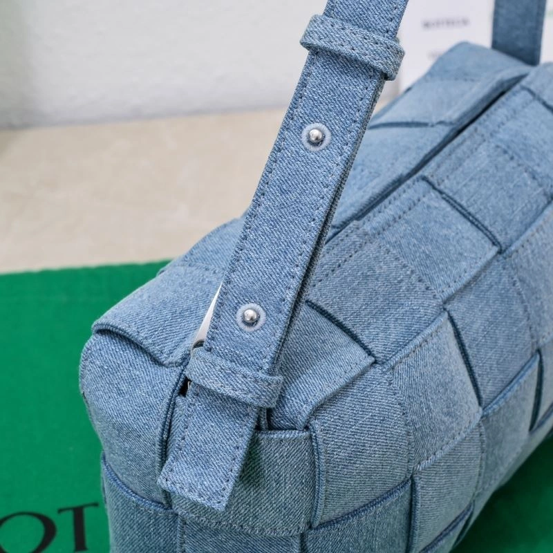 Bottega Veneta Satchel Bags Chic 68033