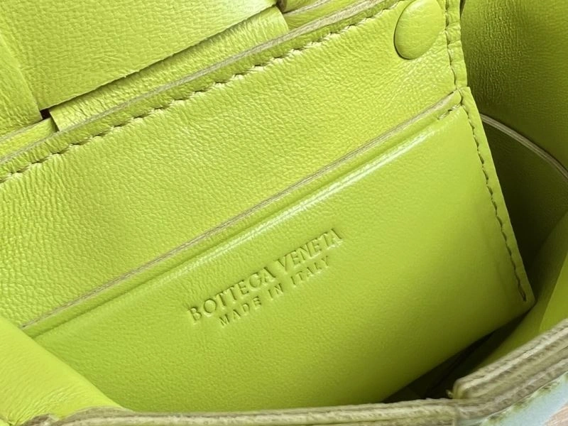 Bottega Veneta Satchel Bags ComfortFit 68028