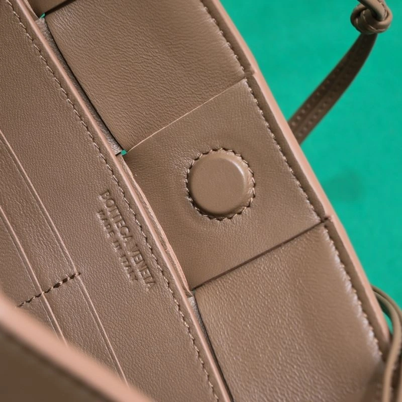 Bottega Veneta Satchel Bags Reliable 67942