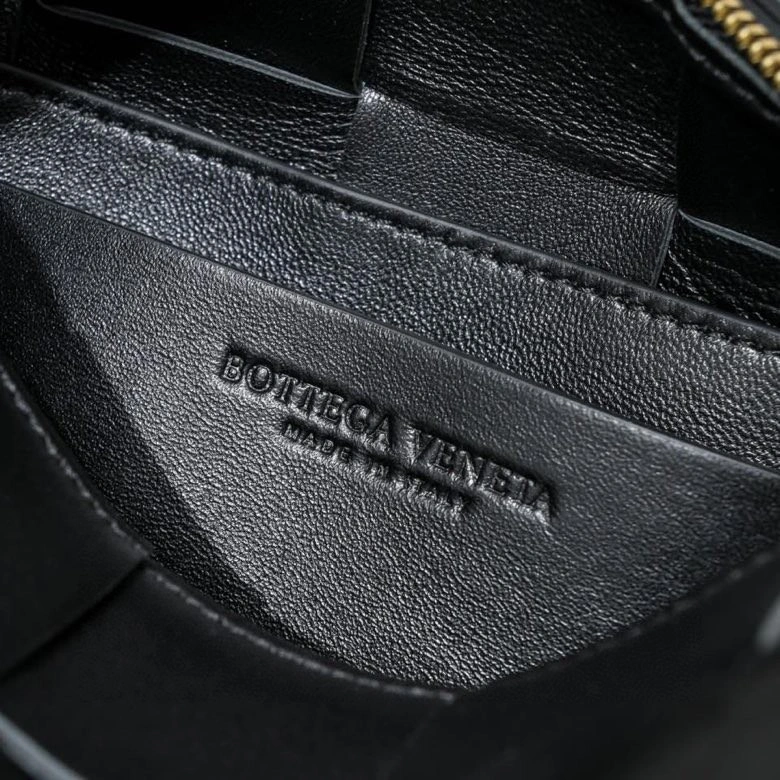 Seasonal Bottega Veneta Satchel Bags 67879