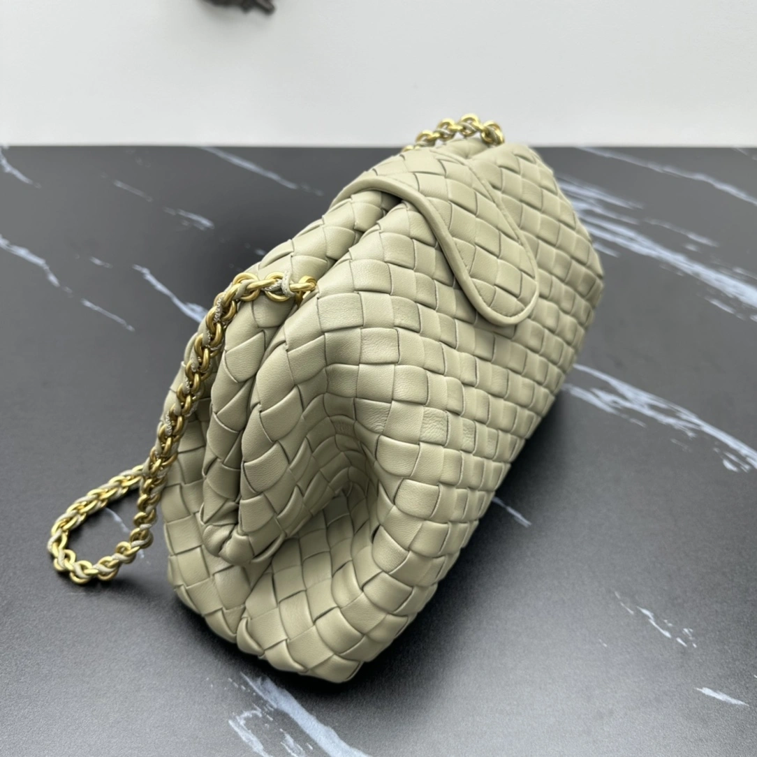 Bold Bottega Veneta Satchel Bags 67715
