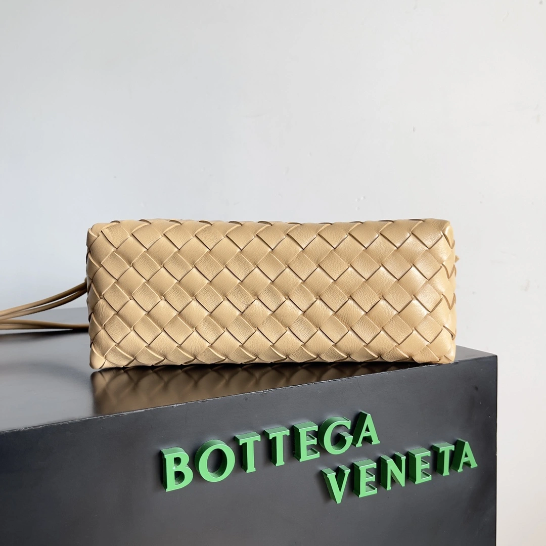 Bottega Veneta Satchel Bags RelaxedFit 67712