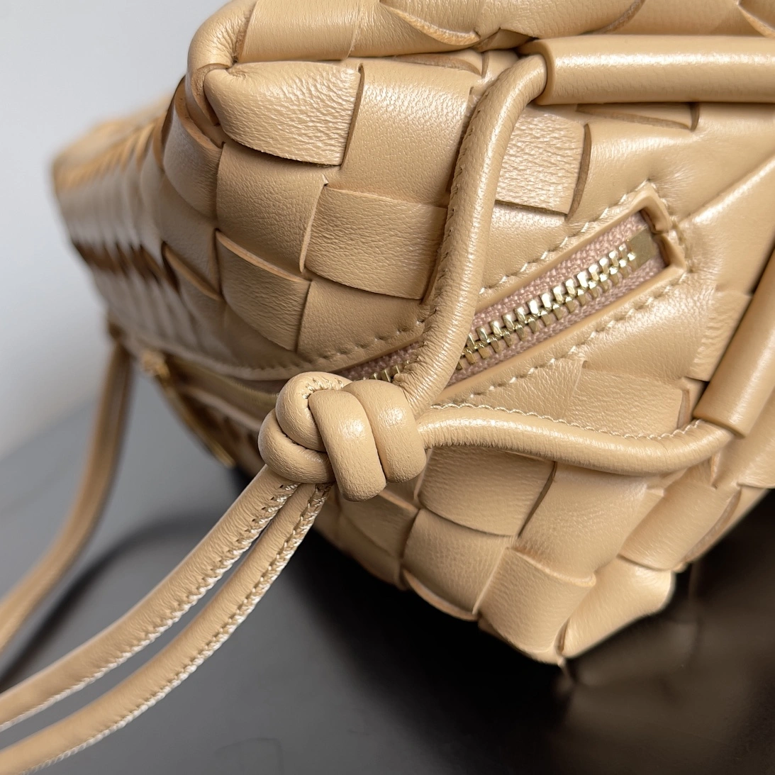 Bottega Veneta Satchel Bags RelaxedFit 67712