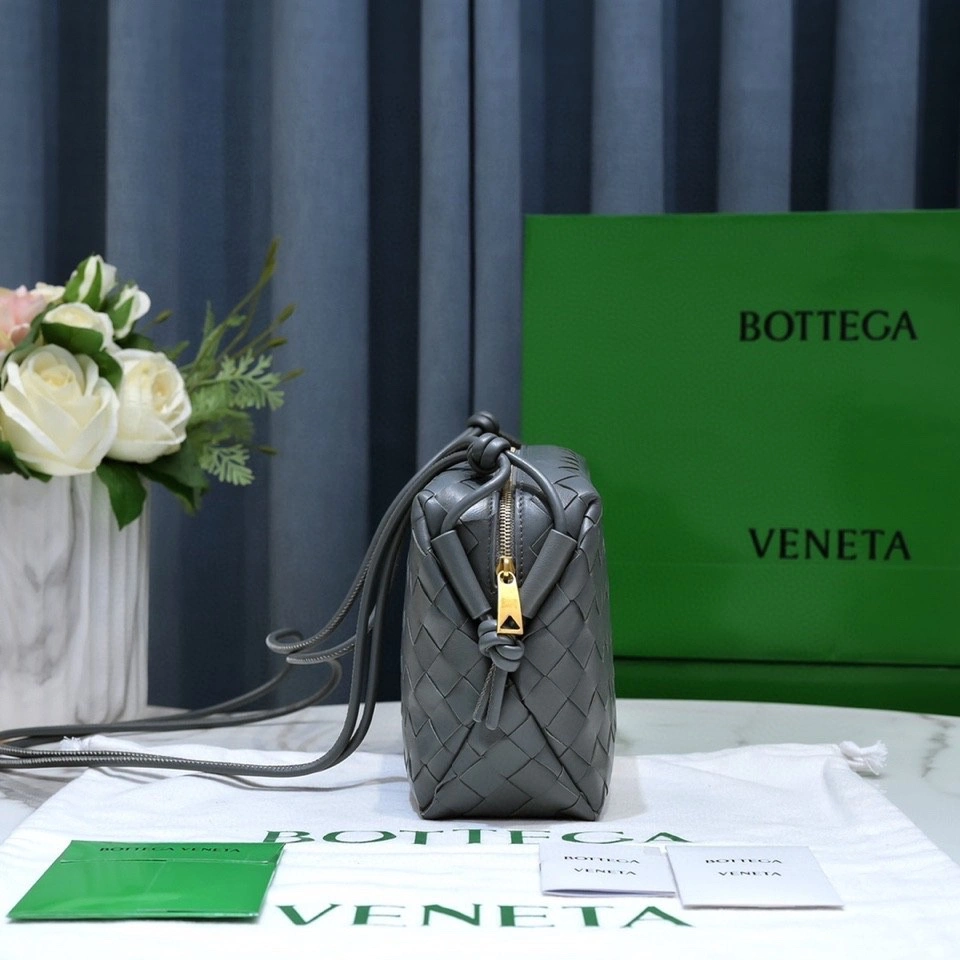 Bottega Veneta Satchel Bags Neat 67705