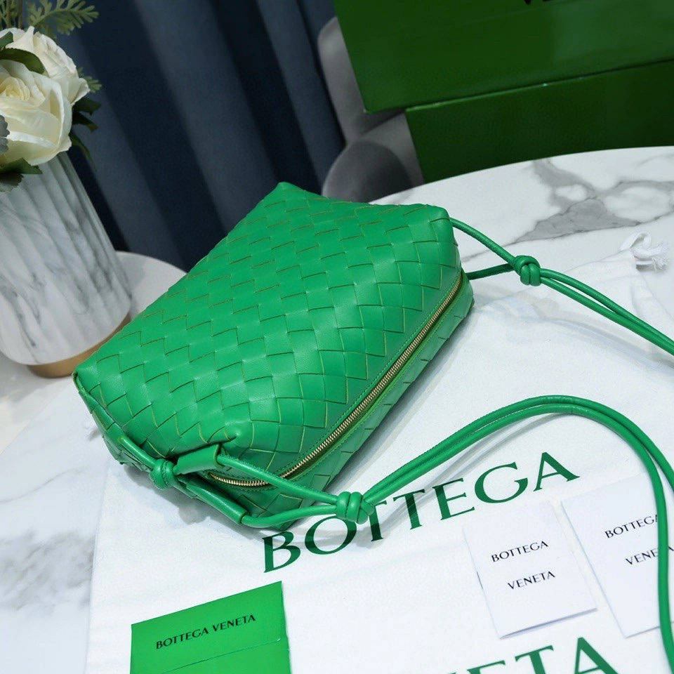 Bottega Veneta Satchel Bags FreshLook 67704