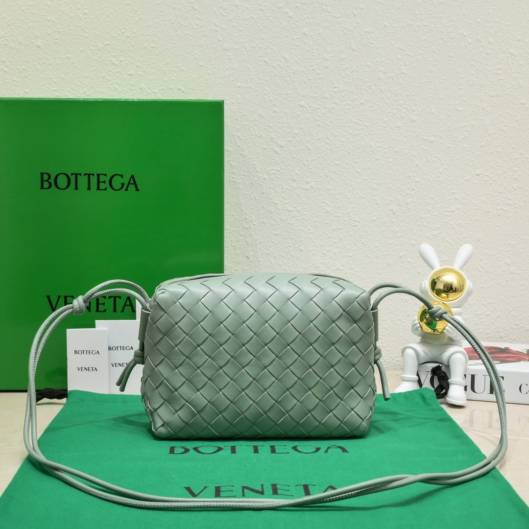 Bottega Veneta Satchel Bags Flexible 67701
