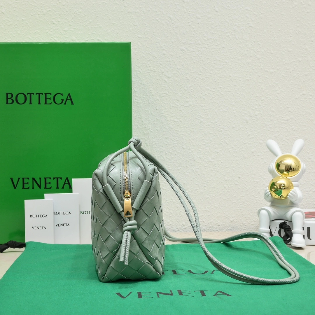 Bottega Veneta Satchel Bags Flexible 67701