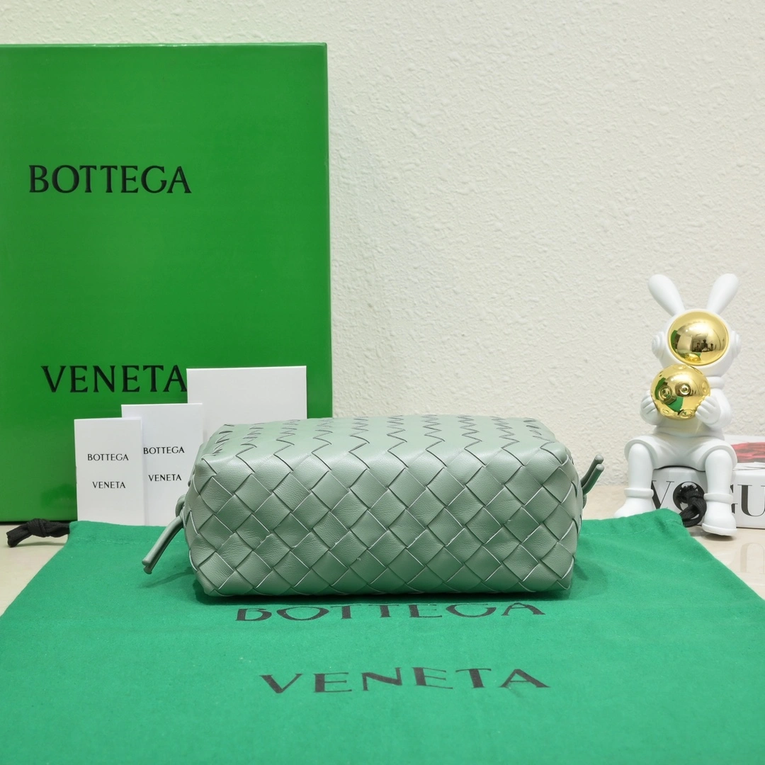 Bottega Veneta Satchel Bags Flexible 67701