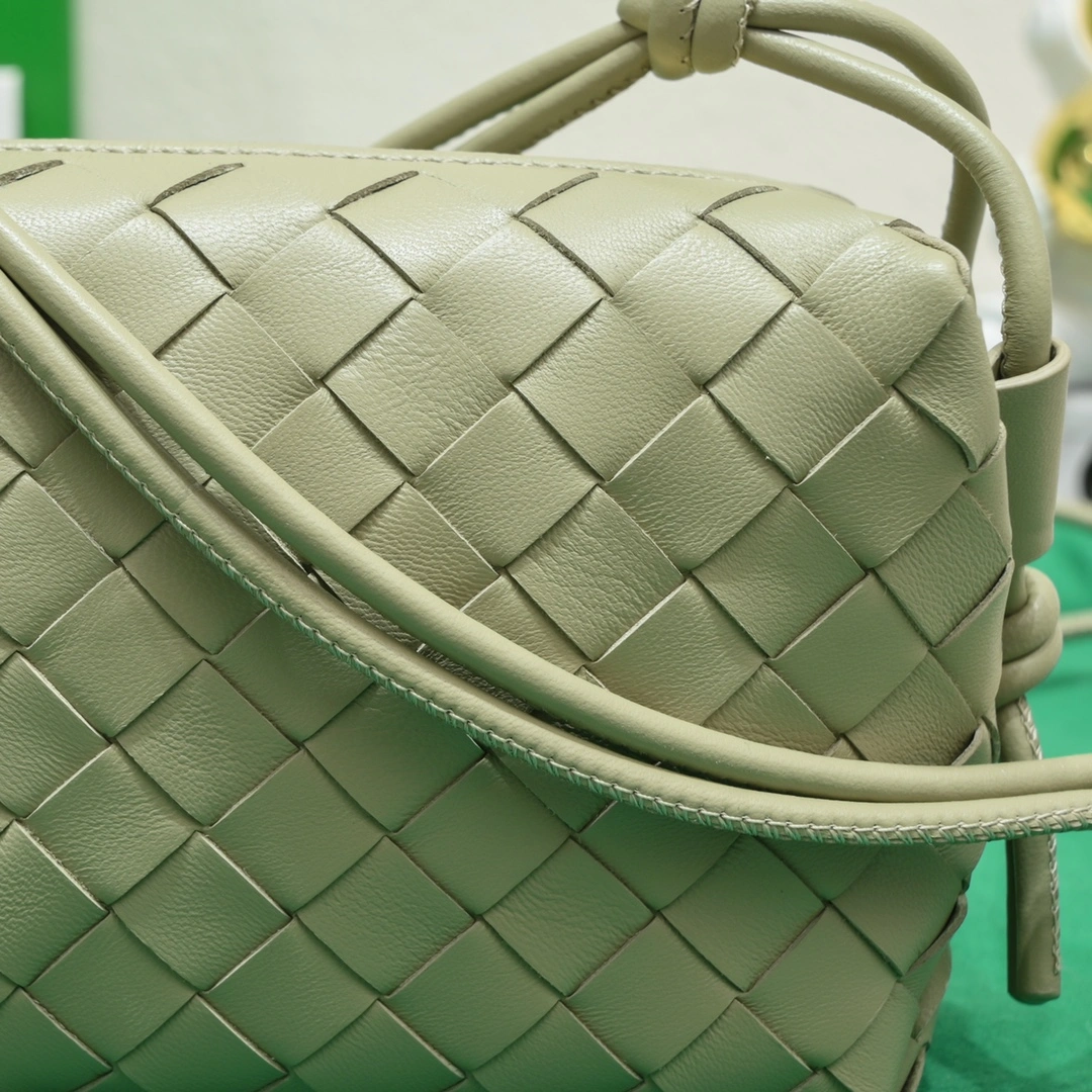 Elegant Bottega Veneta Satchel Bags 67698