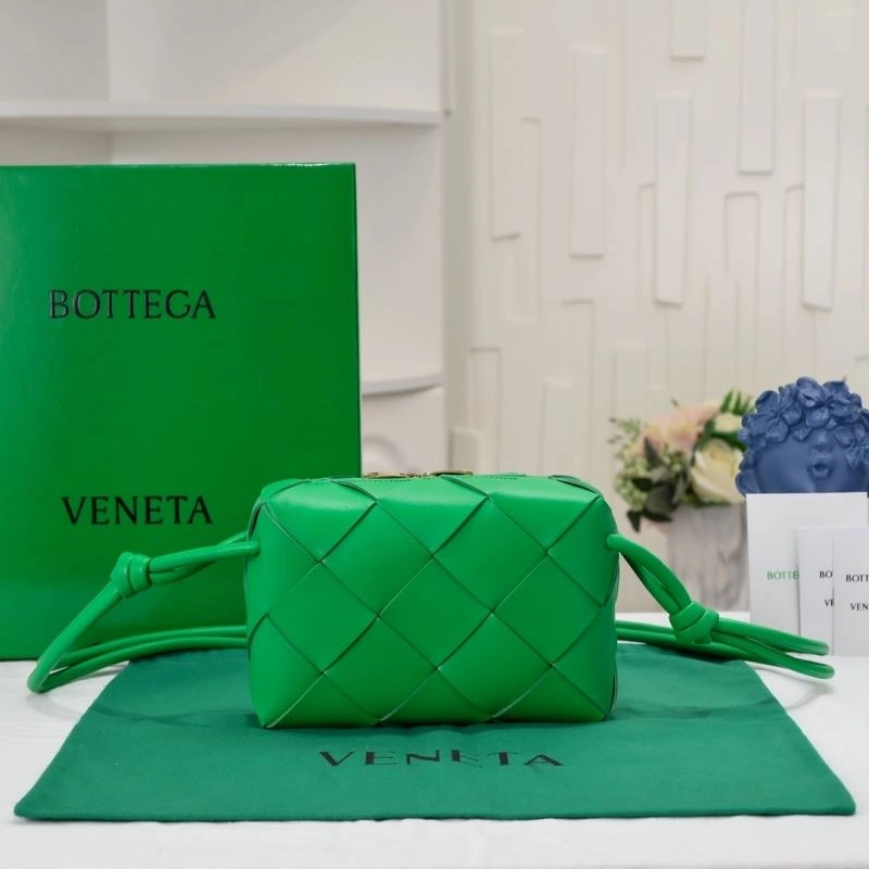 Bottega Veneta Satchel Bags Versatile 64243