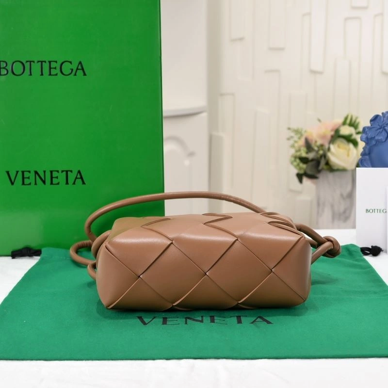 ZipUp Bottega Veneta Satchel Bags 64192