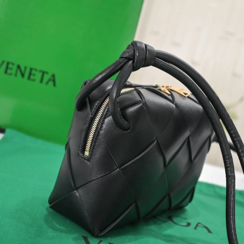 Bottega Veneta Satchel Bags Unisex 64240