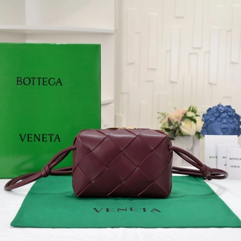 Effortless Bottega Veneta Satchel Bags 64149
