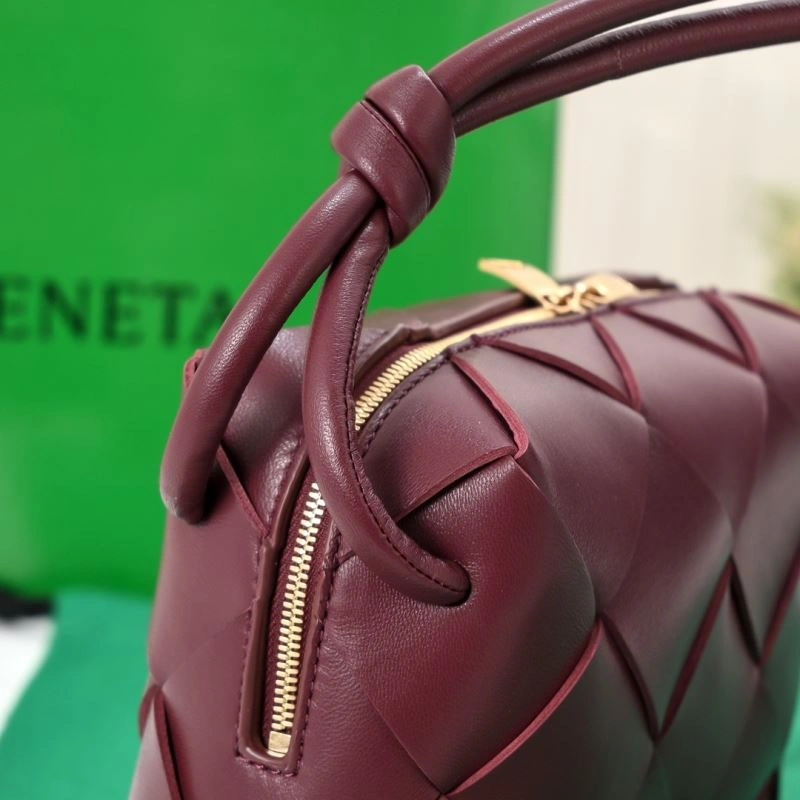Effortless Bottega Veneta Satchel Bags 64149