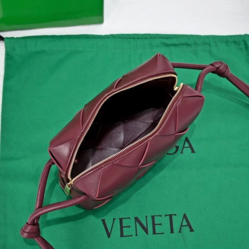 Effortless Bottega Veneta Satchel Bags 64149
