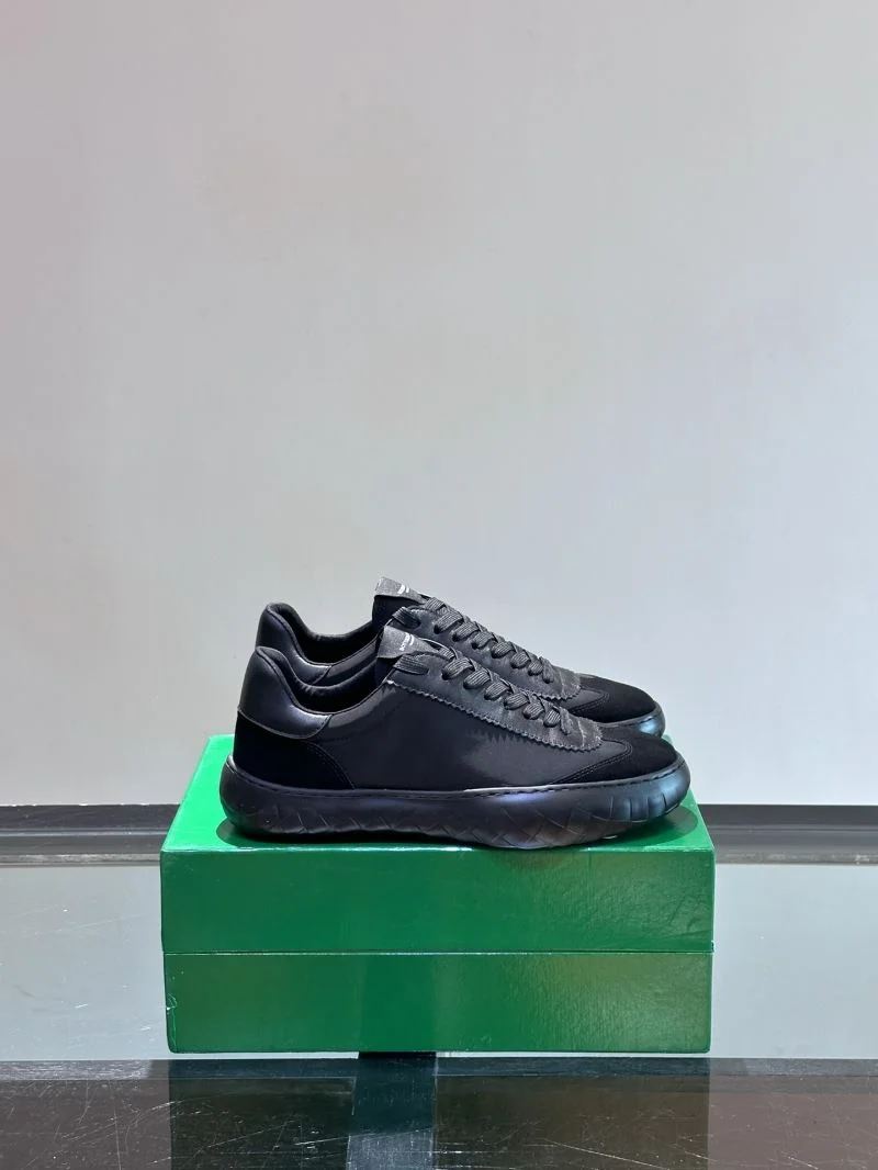 Refined Bottega Veneta Shoes 5005