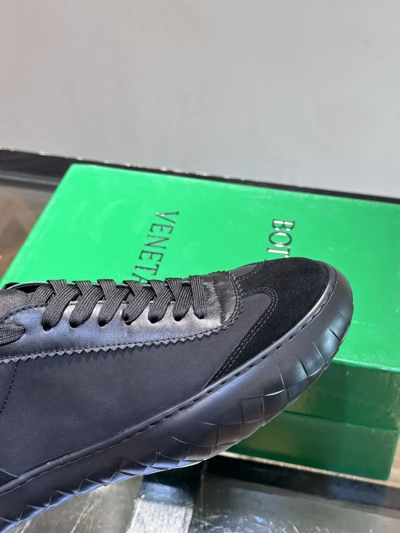 Refined Bottega Veneta Shoes 5005