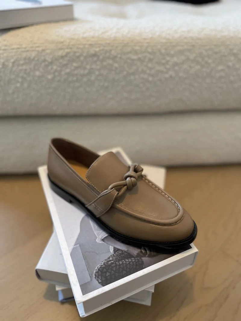 Sophisticated Bottega Veneta Shoes 8333