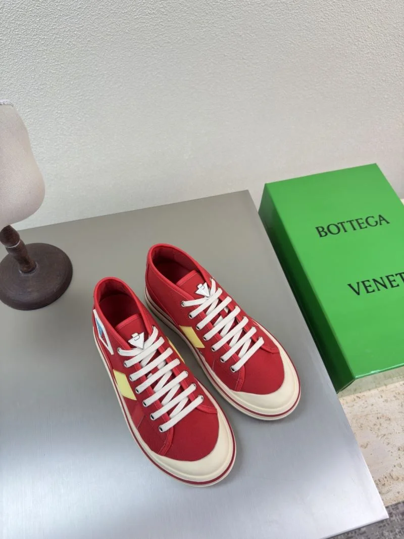 Sporty Bottega Veneta Shoes 12826