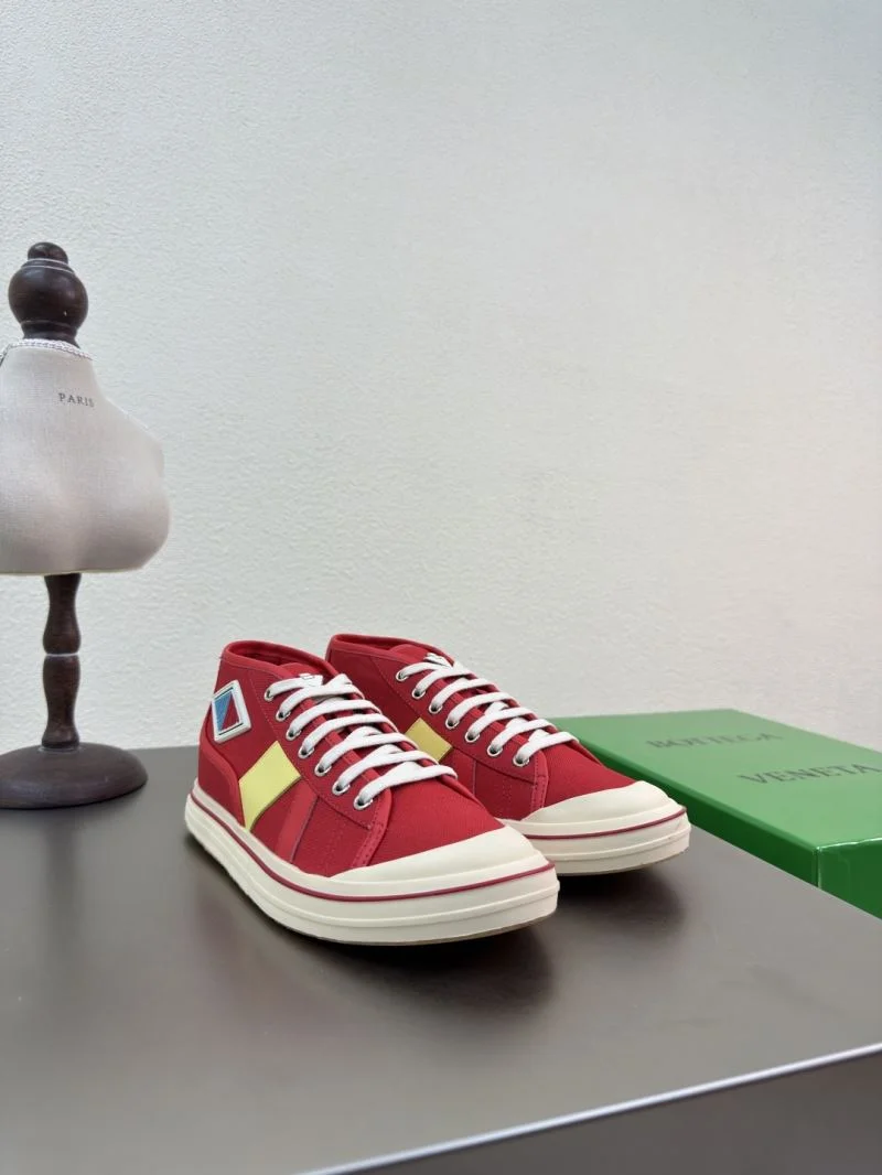 Sporty Bottega Veneta Shoes 12826