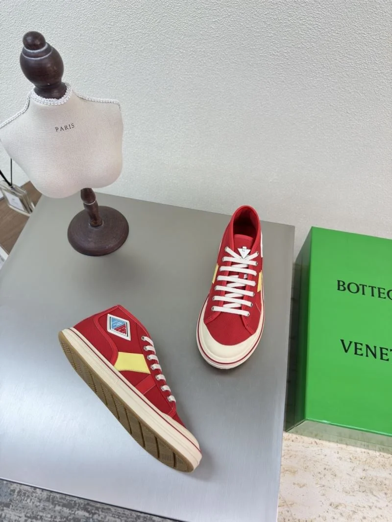 Sporty Bottega Veneta Shoes 12826