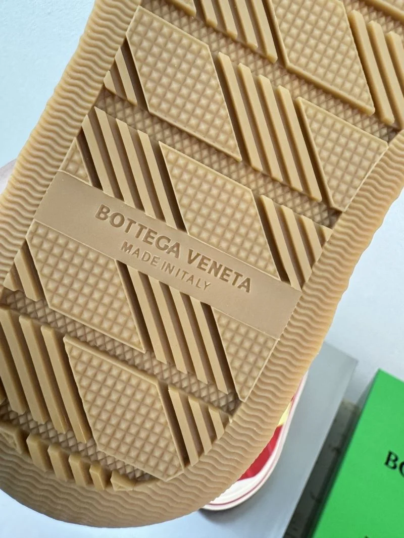 Sporty Bottega Veneta Shoes 12826