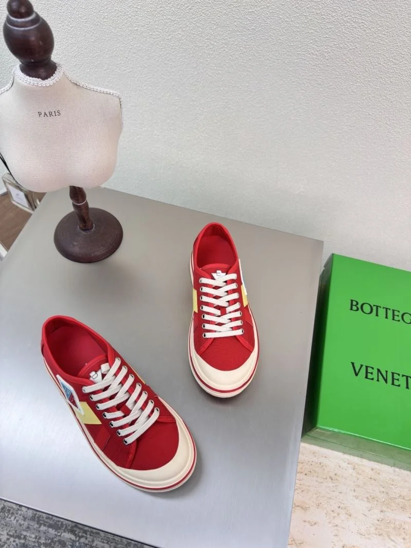 Sophisticated Bottega Veneta Shoes 10440