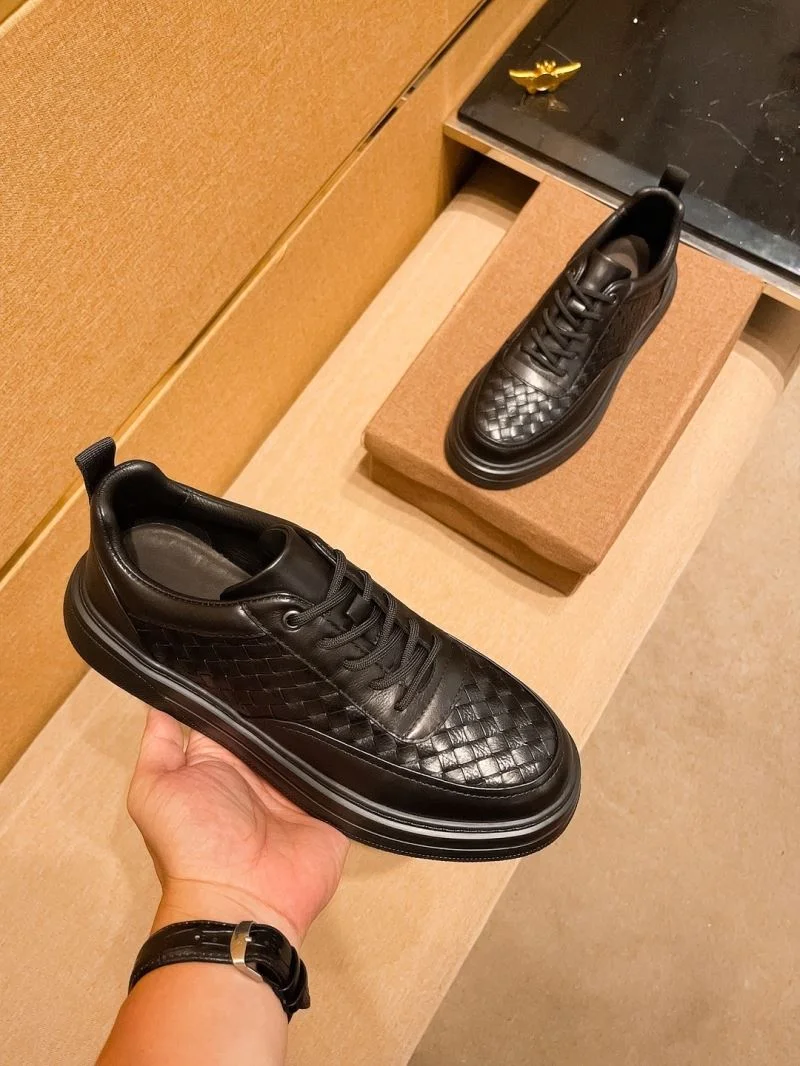 Sleek Bottega Veneta Shoes 14651