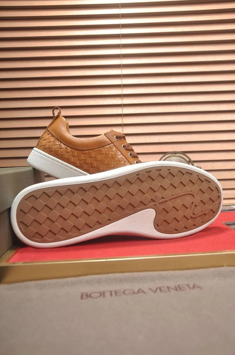 Casual Bottega Veneta Shoes 14577