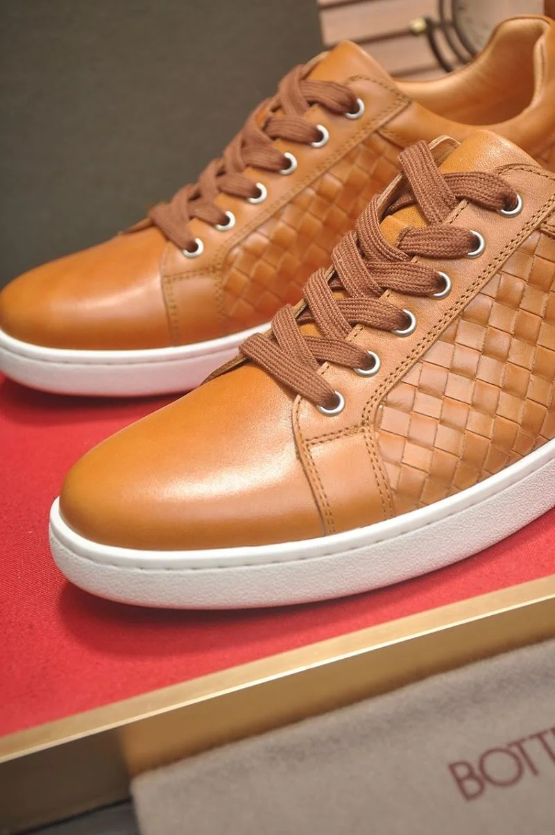 Casual Bottega Veneta Shoes 14577