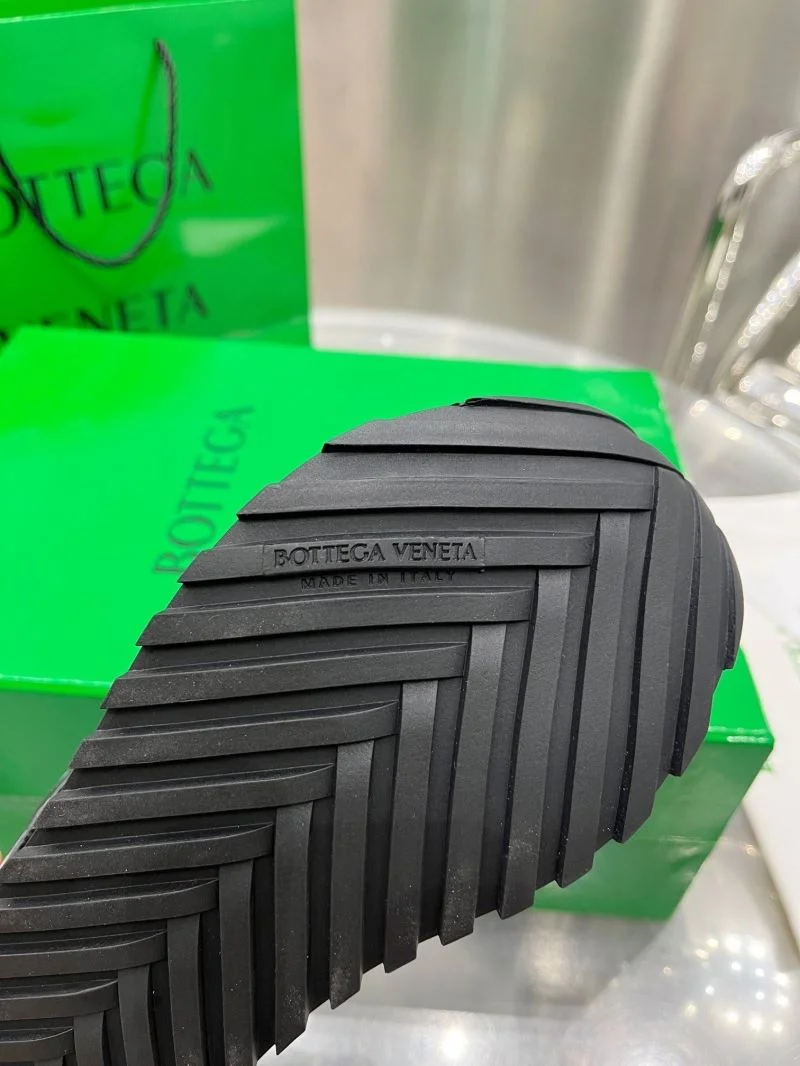 Original Bottega Veneta Shoes 6743