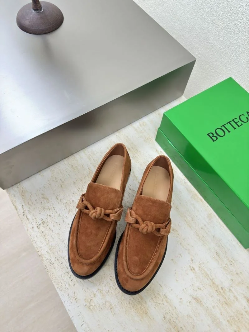 Versatile Bottega Veneta Shoes 6686