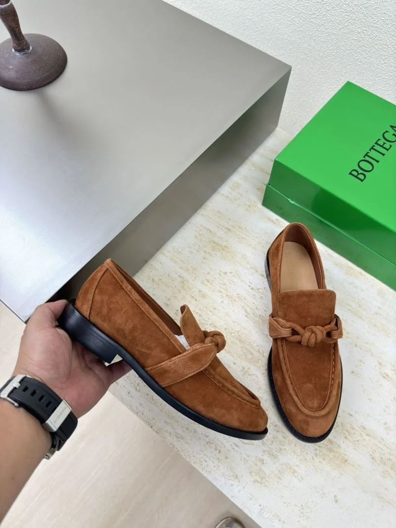 Versatile Bottega Veneta Shoes 6686