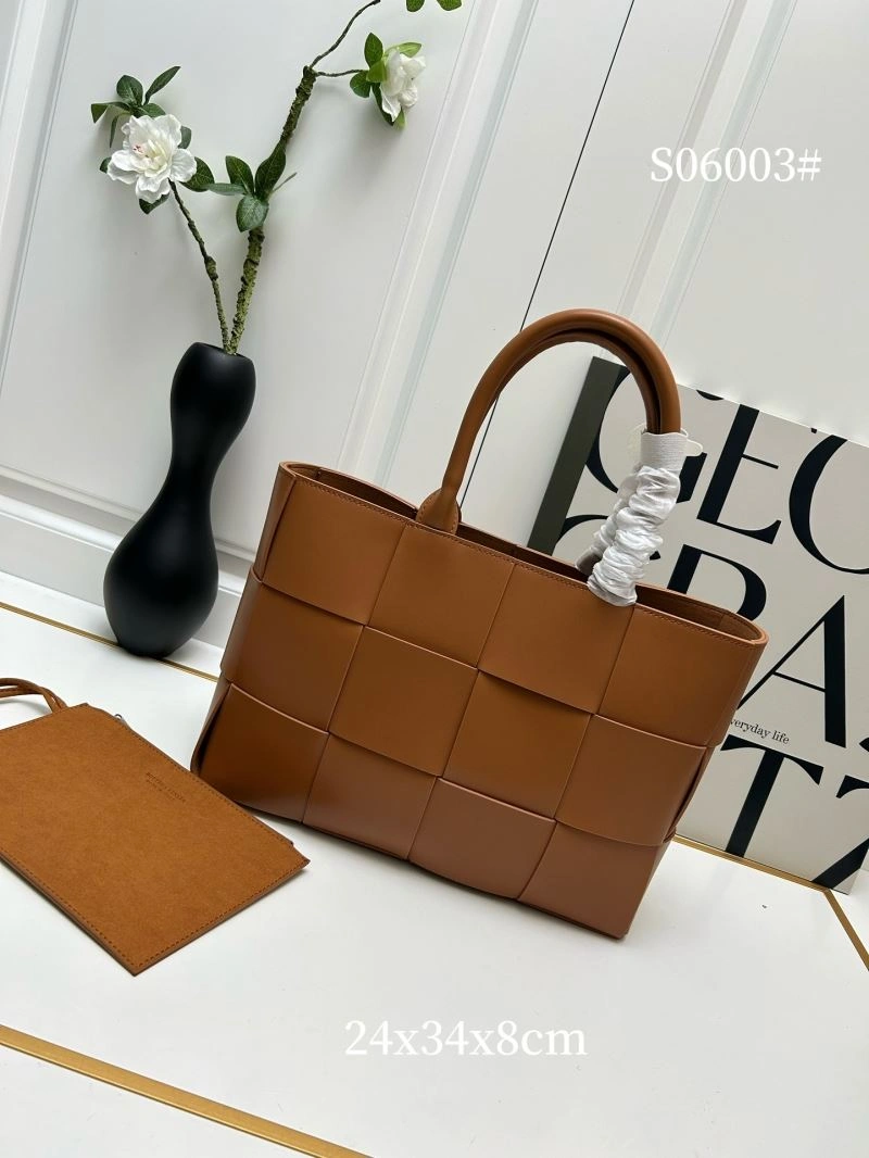 Elegant Bottega Veneta Shopping Bags 84672